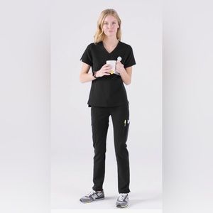 Figs black scrub set, size small